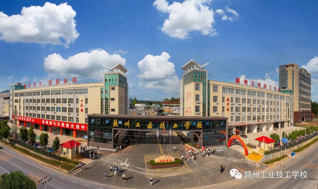 弘揚(yáng)工匠精神，擦亮“南康木匠”金字招牌——贛州網(wǎng)絡(luò)技術(shù)服務(wù)賦能傳統(tǒng)勞務(wù)品牌升級(jí)